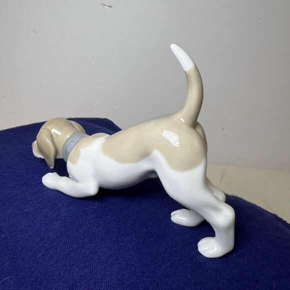 Lladro 5348 On the Scent Adorable Beagle Puppy Dog on the Hunt Retired Rare - Picture 6 of 10